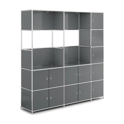 Garderobe in elegantem Dunkelgrau