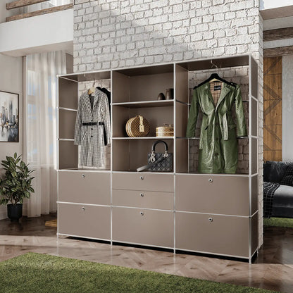 Garderobe in elegantem Taupe