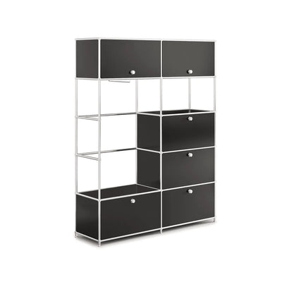 Garde-robe en noir classique