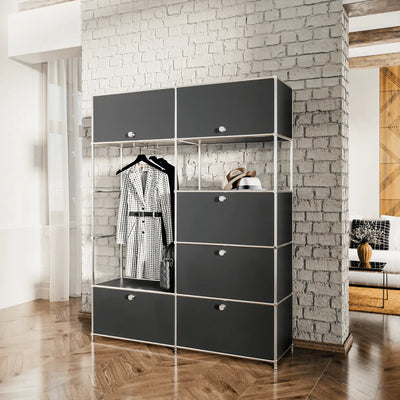Garde-robe en noir classique