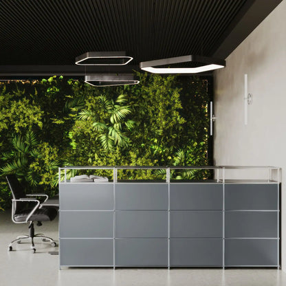 Grosse Empfangstheke in Dunkelgrau