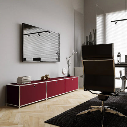 Lowboard in red with 3 doors